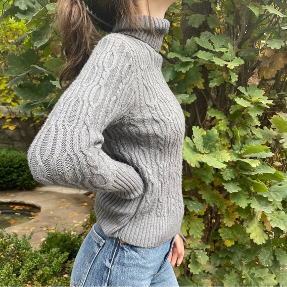 grey long sleeve turtle neck - Picture 3 of 4